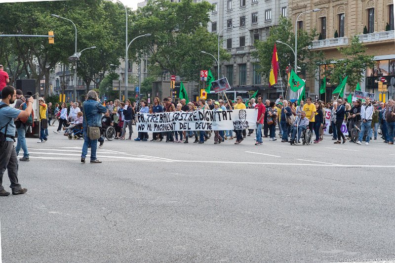 20160528_185346 D4S.jpg - Demontration (protest) Paseig de Gracia